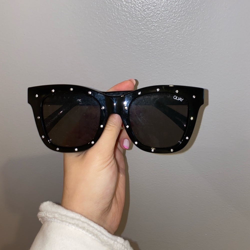 quay sun glasses